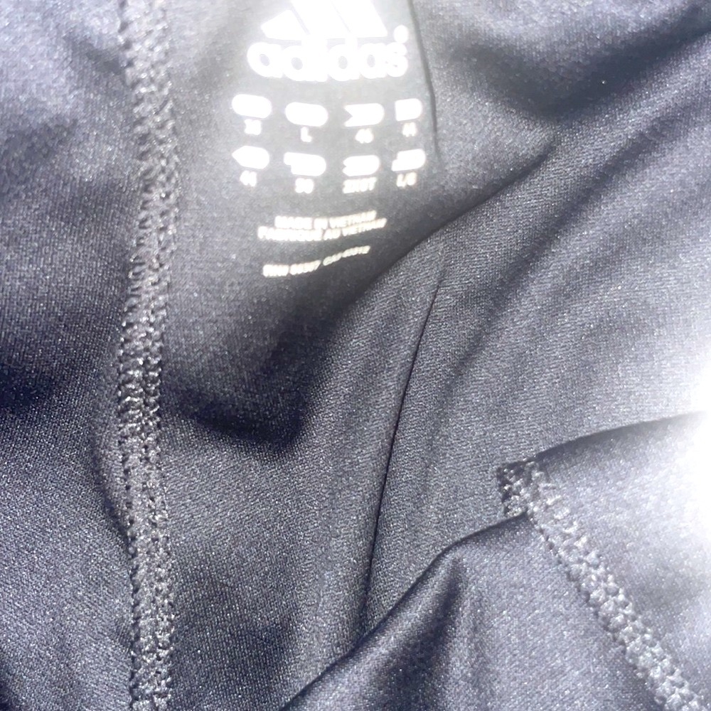 Adidas - Picture 3 of 4